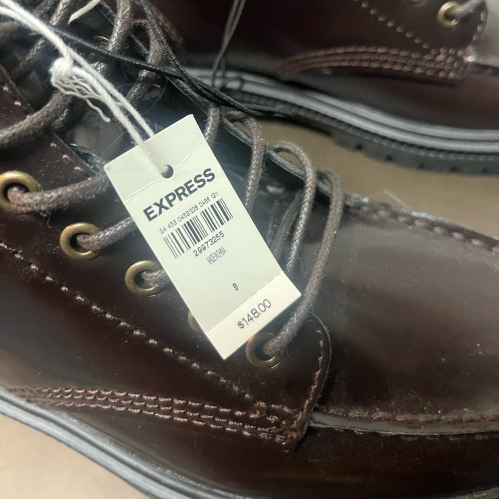Express Men's Leather Lace-Up Boots in Rich Brown. Size 9 - Picture 4 of 6